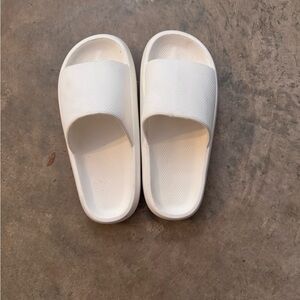Bundle of Two Pairs Platform Slide Sandals